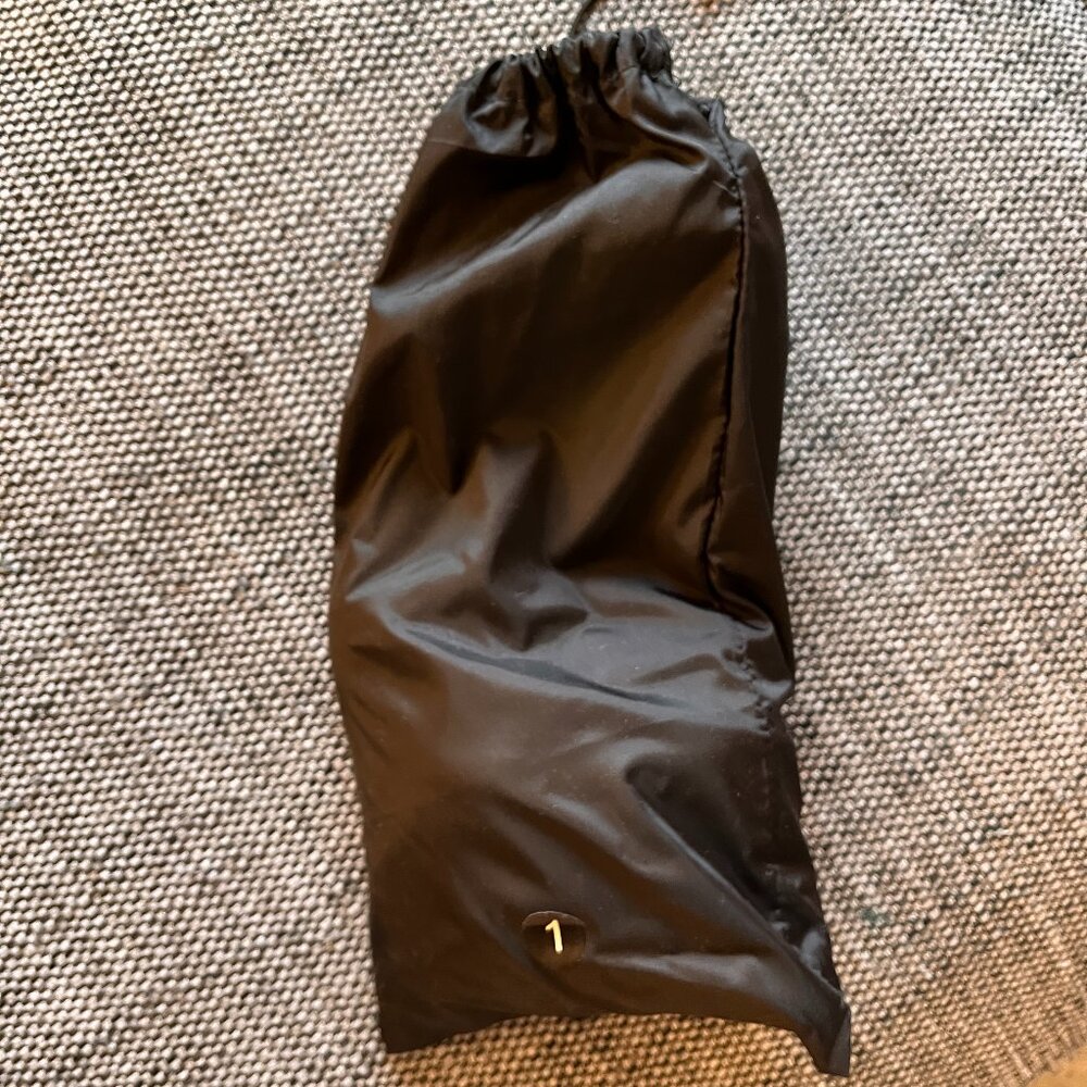 YEEZY Pods Size 1 - Brand New - 2 Available